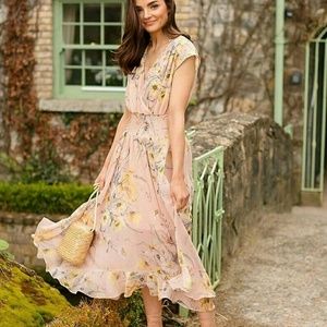 BUY 1 GET 1 H&M boho floral smock waist midi dress
